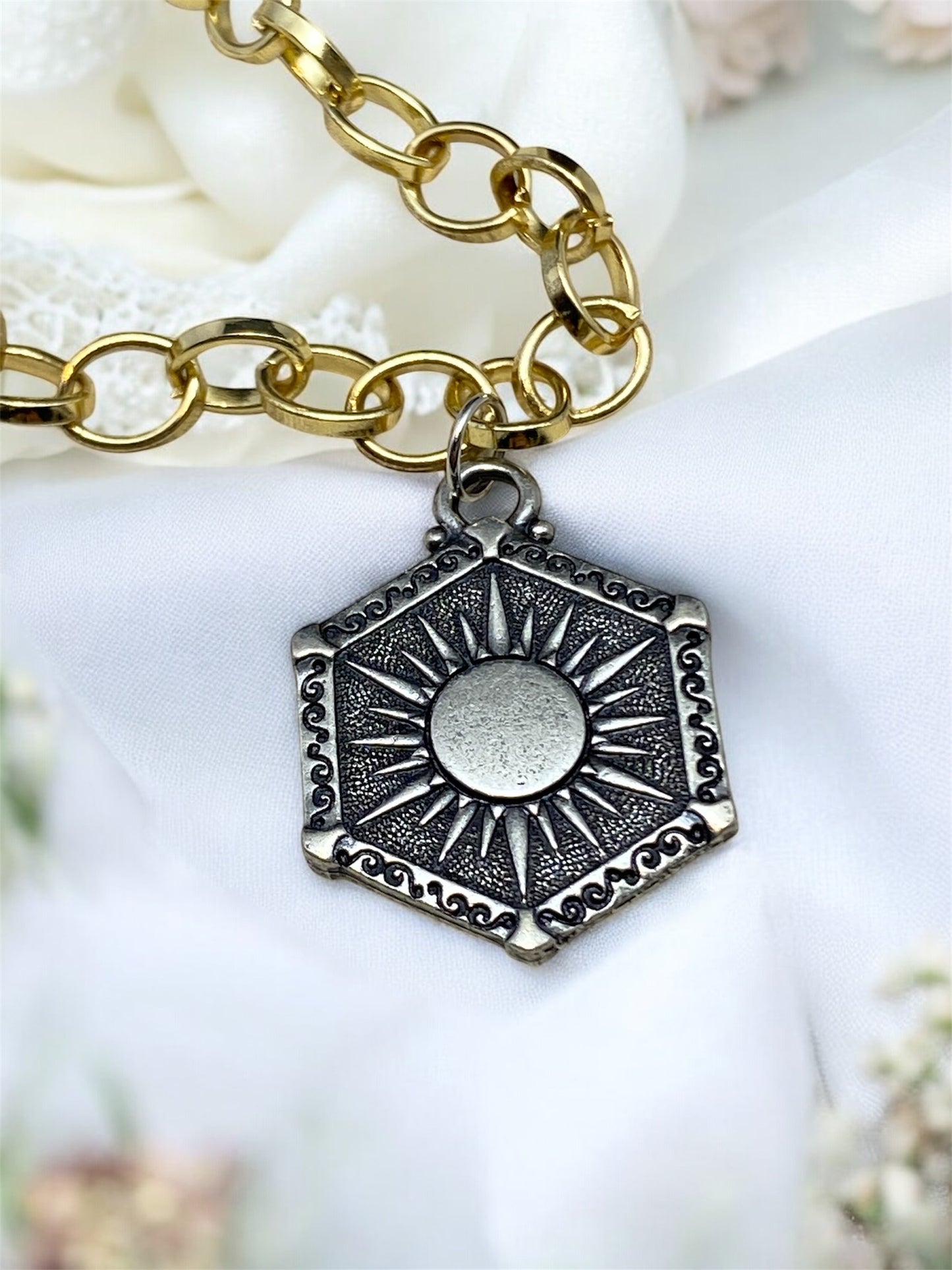 The Heavenly Lights Necklace - Gold & Silver Chain